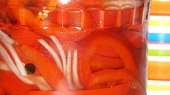 Sterilovaná paprika s olejem