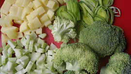 Brokolicová polévka s hráškem