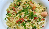 Chobotnice, krevety, mušle (kalamari na spagetach)
