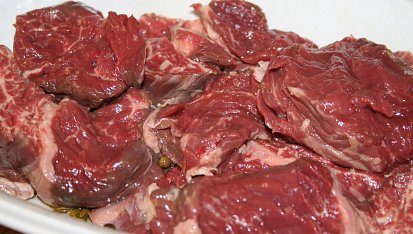 Hanger steak s přelivem ze zeleného pepře