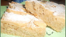 Jablkovník s ořechy