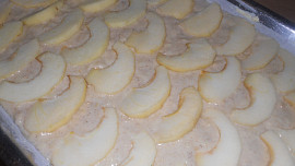 Jablkovník s ořechy