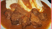Koňské (nebo hovězí) ragú v papiňáku (Koňské ragú)
