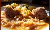 Koule v omáčkové kapustě, detail...