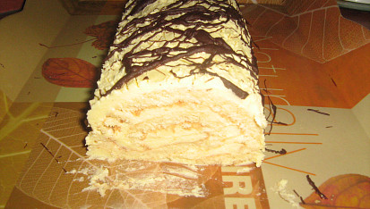 Nadýchaná piškotová roláda, Váš recept,podle kterého jsem dělala roládu,přidávám můj výtvor.