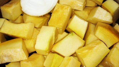 Polévka z oranžové dýně
