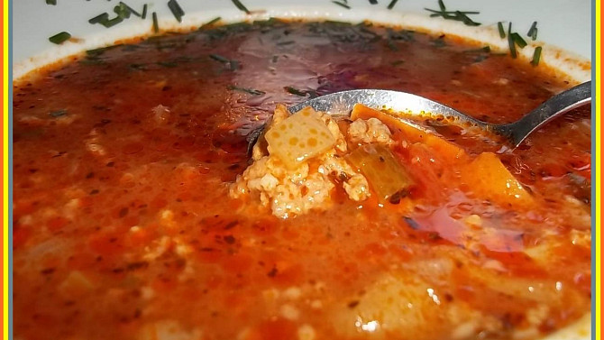 Rajčatovo-papriková polévka s mletým masem, Rajčatovo-papriková polévka s mletým masem