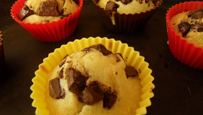 Recept na rychlé muffiny s kousky čokolády, povedly se =)