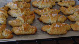 Rohlíčky s česnekem