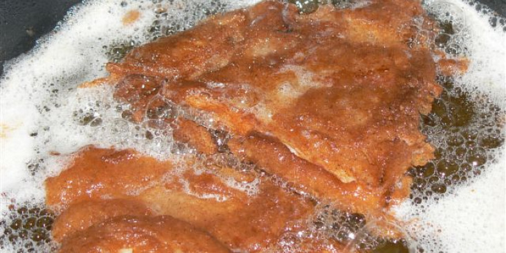 Rybí filátka v pivním těstíčku s perníkovým kořením
