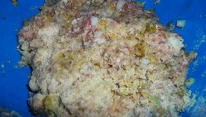 Sekaná s brokolicí, hotová hmota na sekanou...