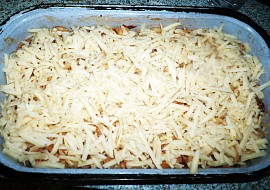 Vegetariánské špagety (už posypáno sýrem :))