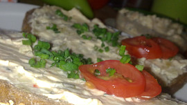 Bramborová pomazánka se smetanou