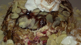 Chlazené bábovičky s kávovým likérem, kokosem a brusinkami