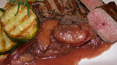 Jelení steak se švestkovou omáčkou