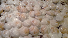 Kávové řezy s kokosovo - karamelovým krémem