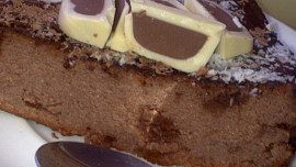 Křehký čokoládový  moučník