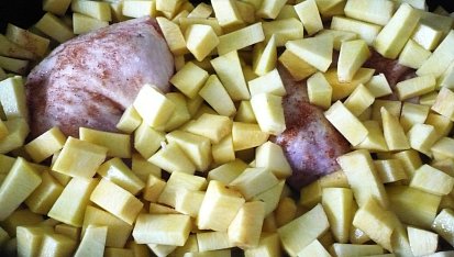Kuřecí stehna s dýní a cuketou