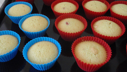 Malinové muffiny s citronovou polevou
