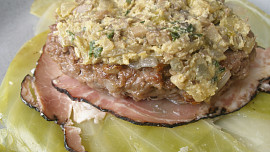 Mletý steak v zelném listu