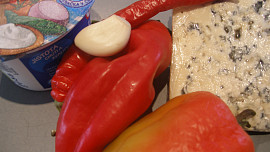 Studená omáčka z papriky k pečeným masům apod.