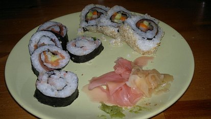 Sushi / Maki a California Rolls