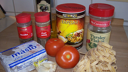 Těstoviny pomodoro