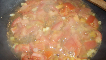 Těstoviny pomodoro