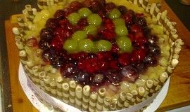 Velký ovocný dort