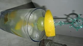 Zázvorová limonáda, dělám stejně, ale nesladím :)
