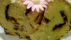 Bábovka s proužkem