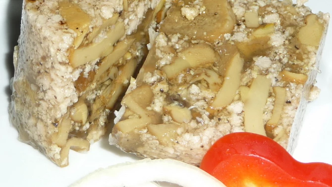 Houbová tlačenka