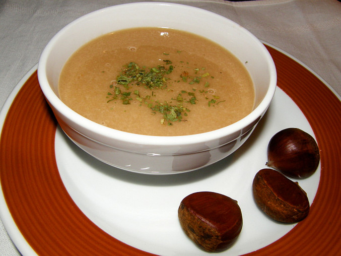 Kaštanová polévka