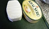 Kefírovka s kedlubnou a se sýrovou vložkou, Sýr