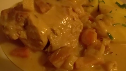 Králík na smetaně a hořčici, detail...