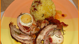 Kuřecí roláda plněná  vinnou klobásou