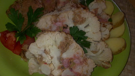 Květák plněný mletým masem