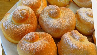 Kynuté muffiny s kakaovým pudinkem, Kynuté muffiny....