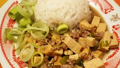 Ma-bo dófu (tofu s mletým masem)