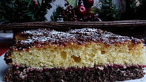 Makový dortík s voňavým piškotem