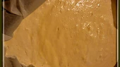 Moučník, který se udělá sám, syrové těsto