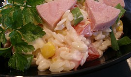 Salátek z těstovinové rýže