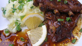 Žebra marinovaná v pomerančovo - zázvorové marmeládě