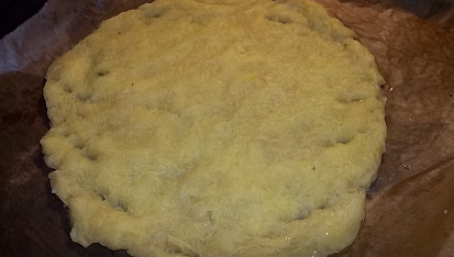 Bramborpizza diet - bez mouky, připraveno na plnění...