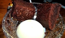 Brownies s vanilkovou zmrzkou