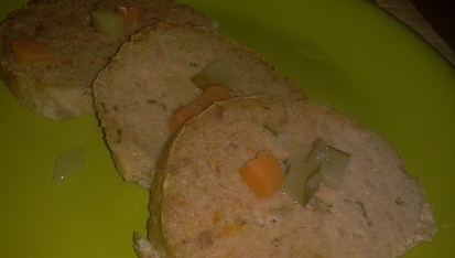 Dietní sekaná z krůtího masa s kořenovou zeleninou