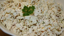 Domácí pop corn, bylinkovo-česnekový