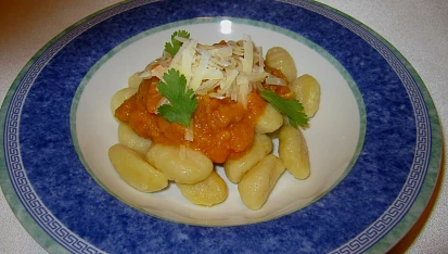 Hokkaido omáčka na slanině s noky