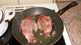 Hruškové zelí s uzeným