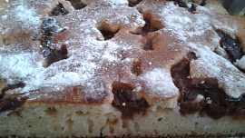 Jemná bublanina s ovocem (podle váhy vajec)